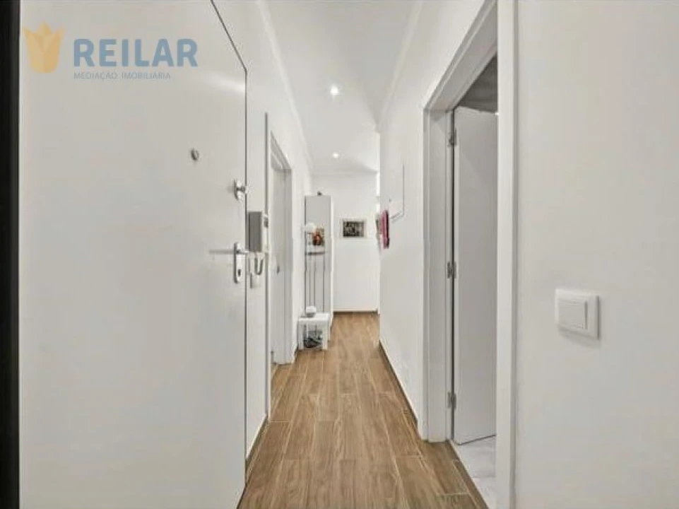 Apartamento T2 para Venda em Marvila Foto 12