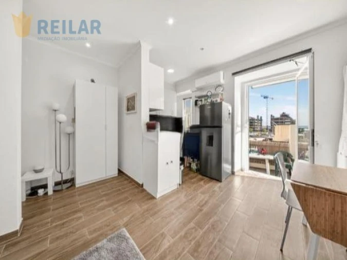 Apartamento T2 para Venda em Marvila Foto 6