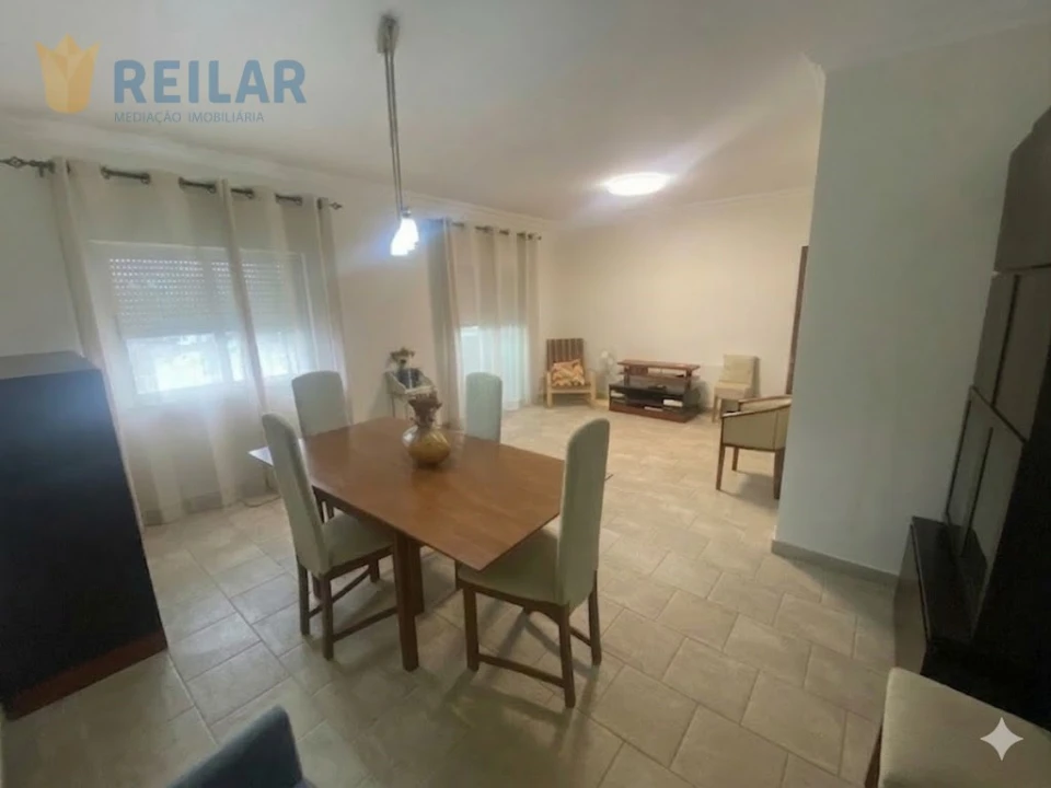 Apartamento T3 para Venda em Vila Franca de Xira Foto 7