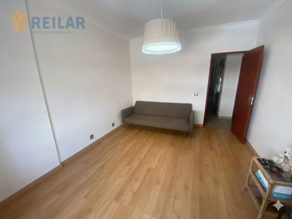Apartamento T3 para Venda em Vila Franca de Xira Foto 14