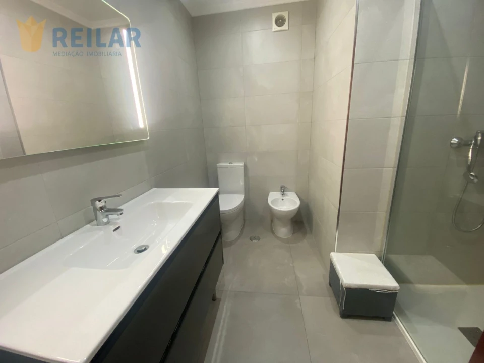 Apartamento T3 para Venda em Vila Franca de Xira Foto 22