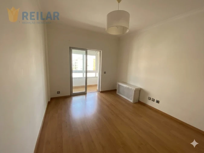 Apartamento T3 para Venda em Vila Franca de Xira Foto 13