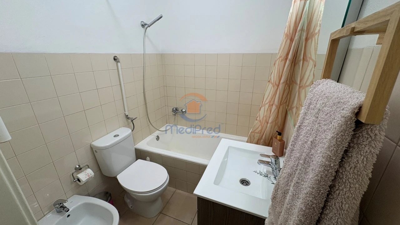 Apartamento T1 para Venda em Arroios Foto 9