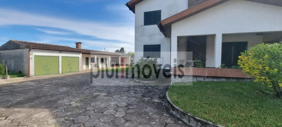 Moradia T6 para Venda em Valongo do Vouga Foto 8