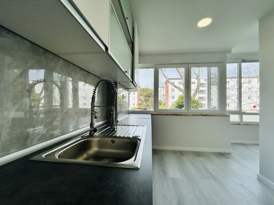 Apartamento T2 para Venda em Oeiras e São Julião da Barra, Paço de Arcos e Caxias Foto 5