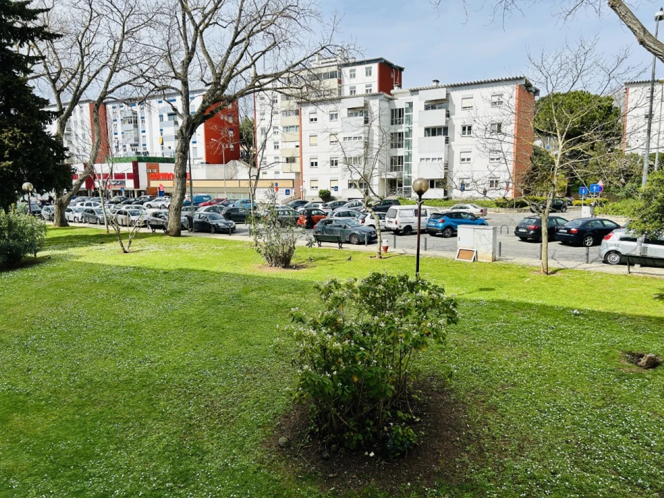 Apartamento T2 para Venda em Oeiras e São Julião da Barra, Paço de Arcos e Caxias Foto 8