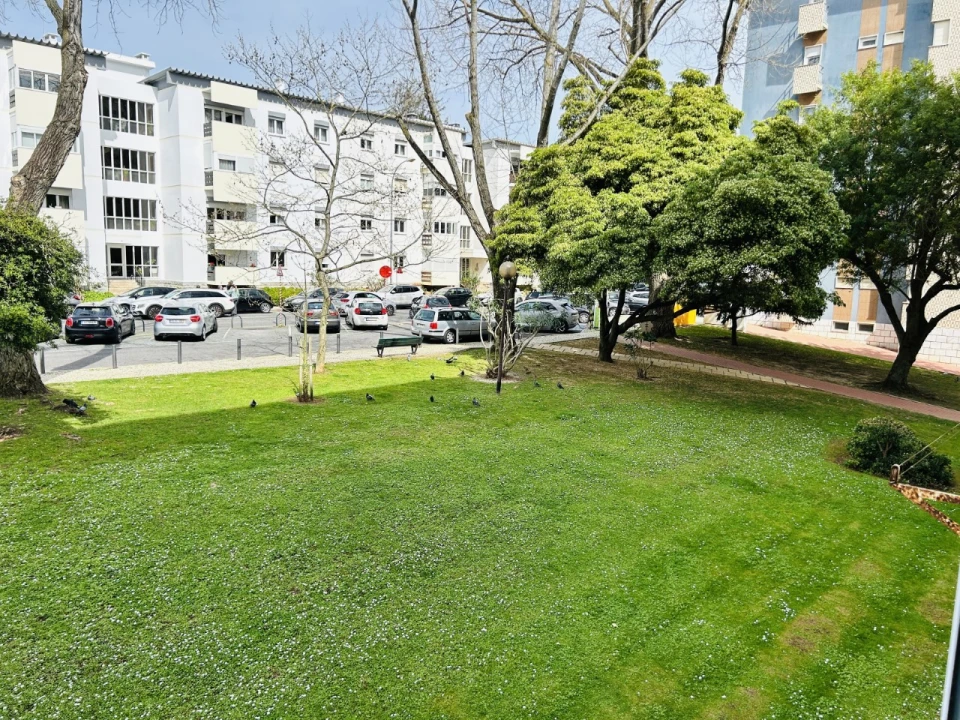 Apartamento T2 para Venda em Oeiras e São Julião da Barra, Paço de Arcos e Caxias Foto 9