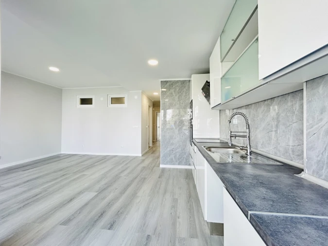 Apartamento T2 para Venda em Oeiras e São Julião da Barra, Paço de Arcos e Caxias Foto 2