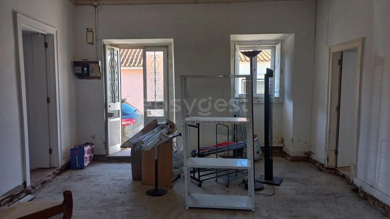 Moradia T3 para Venda em Almoster Foto 22