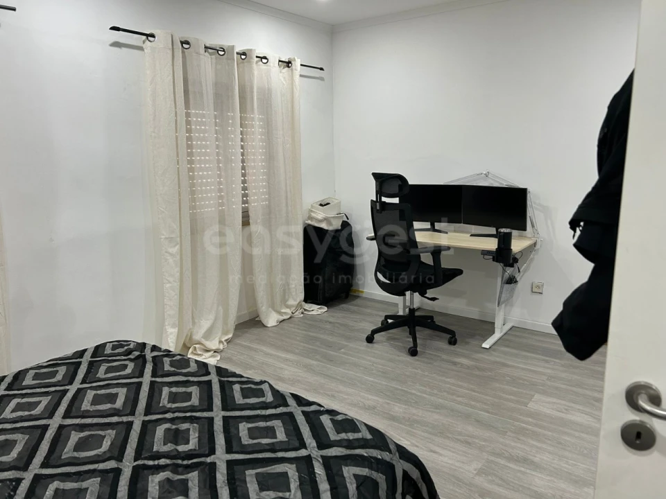 Apartamento T1 para Venda em Baixa da Banheira e Vale da Amoreira Foto 8