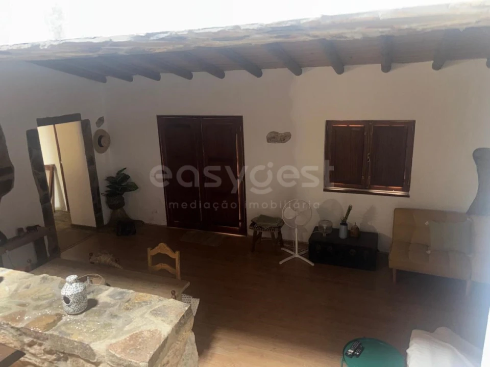 Moradia T2 para Venda em São Barnabe Foto 14