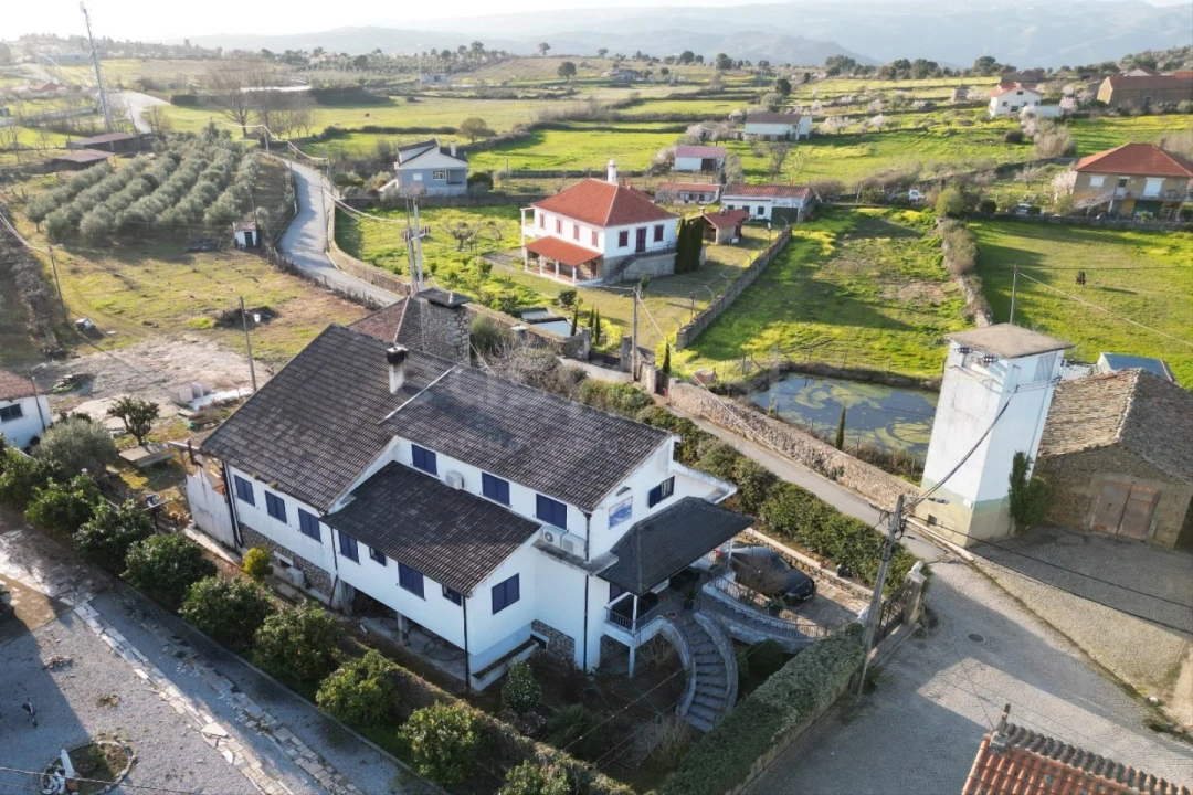 Moradia T6 para Venda em Felgar e Souto da Velha Foto 1