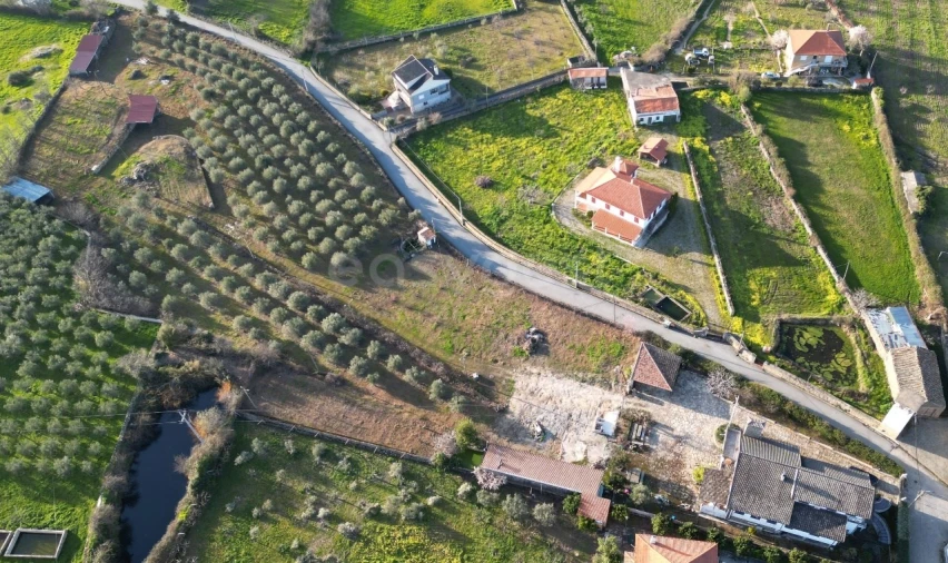 Moradia T6 para Venda em Felgar e Souto da Velha Foto 2