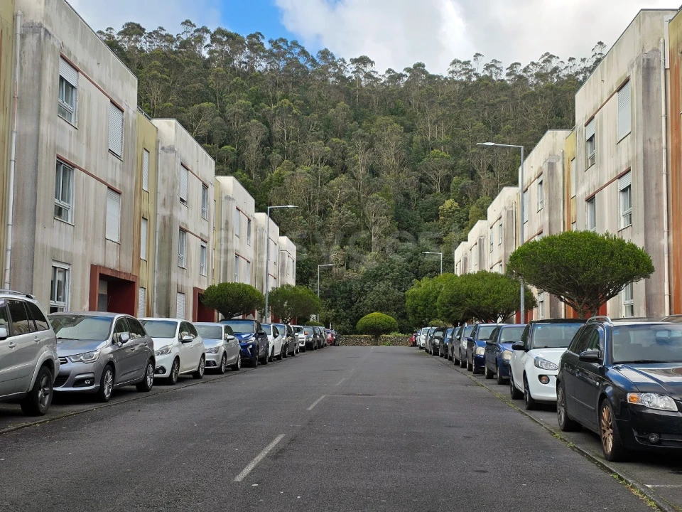 Apartamento T1 para Venda em Rosto do Cão (Livramento) Foto 12