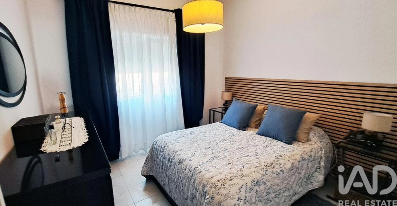 Moradia T2 para Venda em Silveira Foto 13