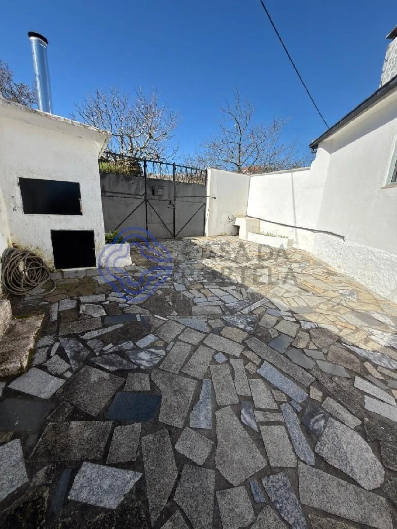 Moradia T2 para Venda em Jou Foto 11