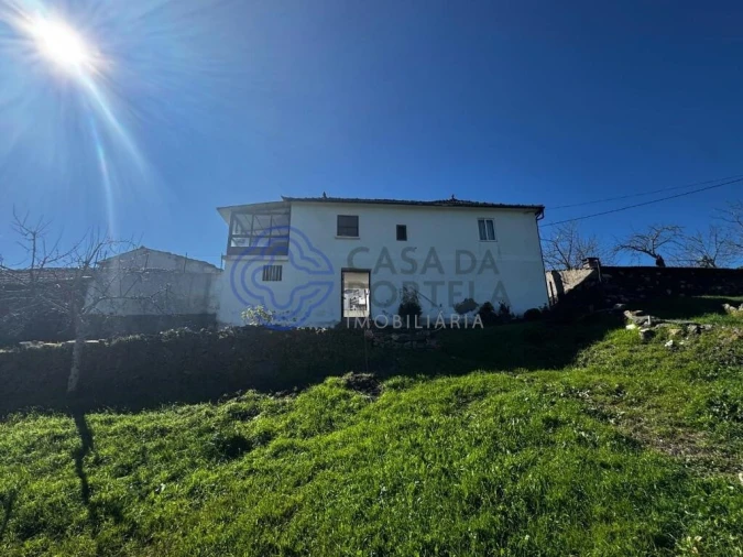 Moradia T2 para Venda em Jou Foto 4