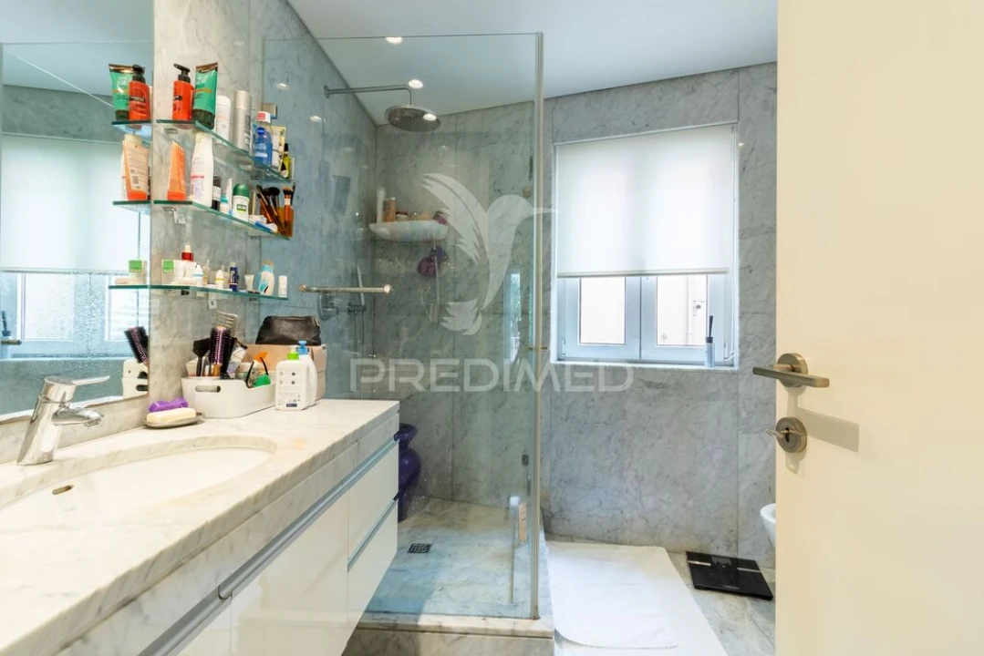 Apartamento T2 para Venda em Santa Maria Maior Foto 8