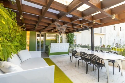 Apartamento T2 para Venda em Santa Maria Maior