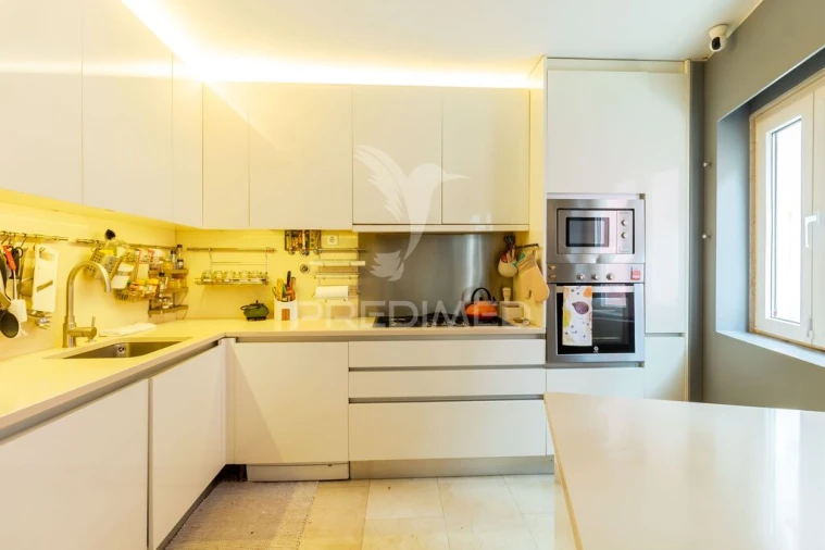 Apartamento T2 para Venda em Santa Maria Maior Foto 12