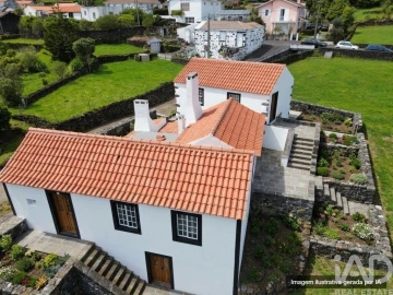 Moradia T2 para Venda em Ribeiras