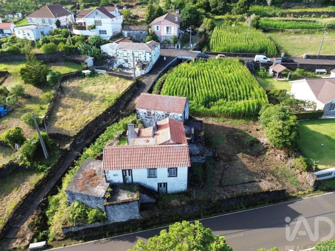 Moradia T2 para Venda em Ribeiras Foto 9