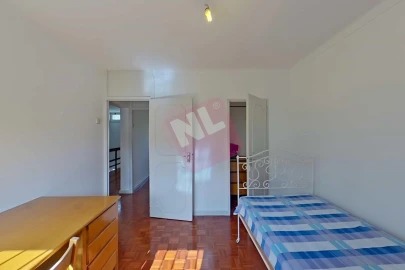 Moradia T4 para Venda em Olivais