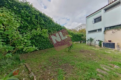 Moradia T4 para Venda em Olivais