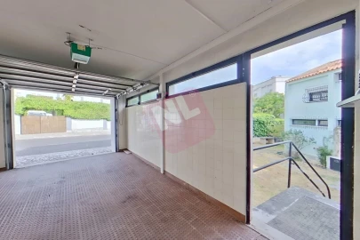 Moradia T4 para Venda em Olivais