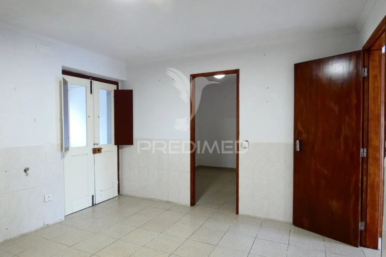 Moradia T2 para Venda em Muge Foto 17