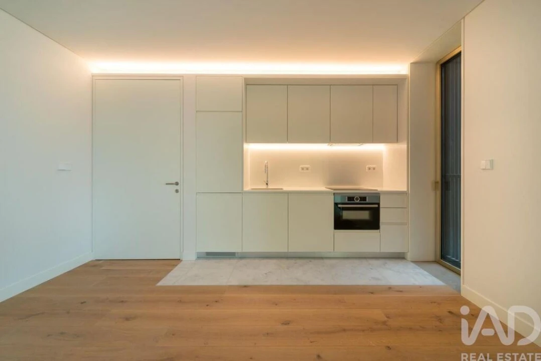 Apartamento T2 para Venda em São Vicente Foto 8