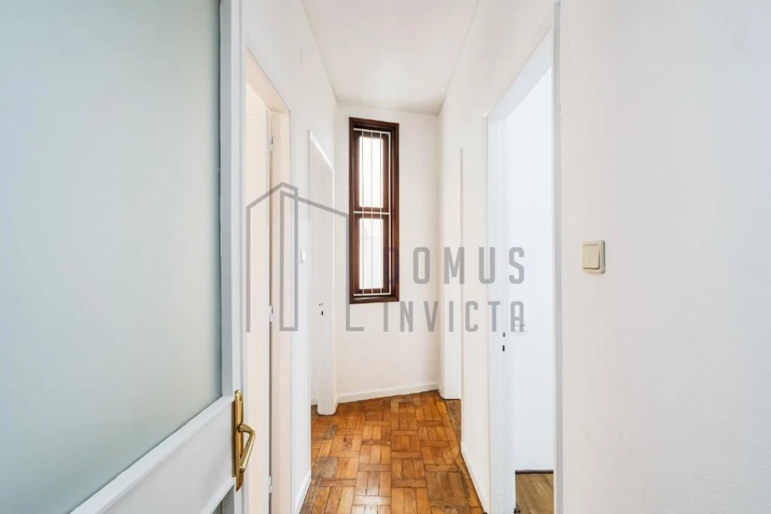 Apartamento T2 para Arrendamento em Aldoar, Foz do Douro e Nevogilde Foto 16