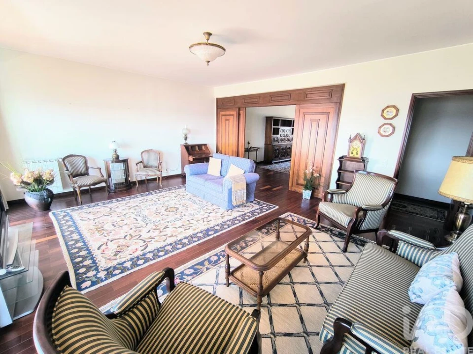 Apartamento T4 para Arrendamento em Belém Foto 6