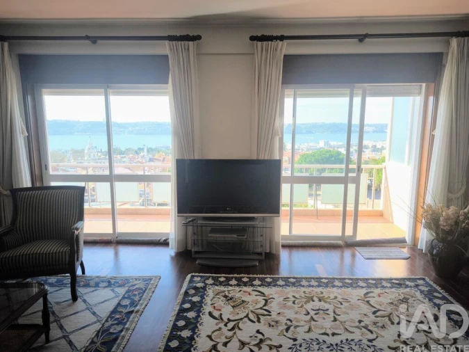 Apartamento T4 para Arrendamento em Belém Foto 9