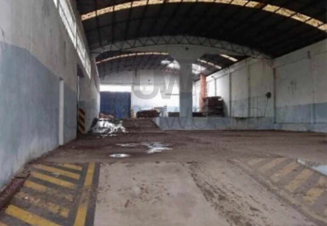 Armazém para Venda em Santa Maria de Lamas Foto 2