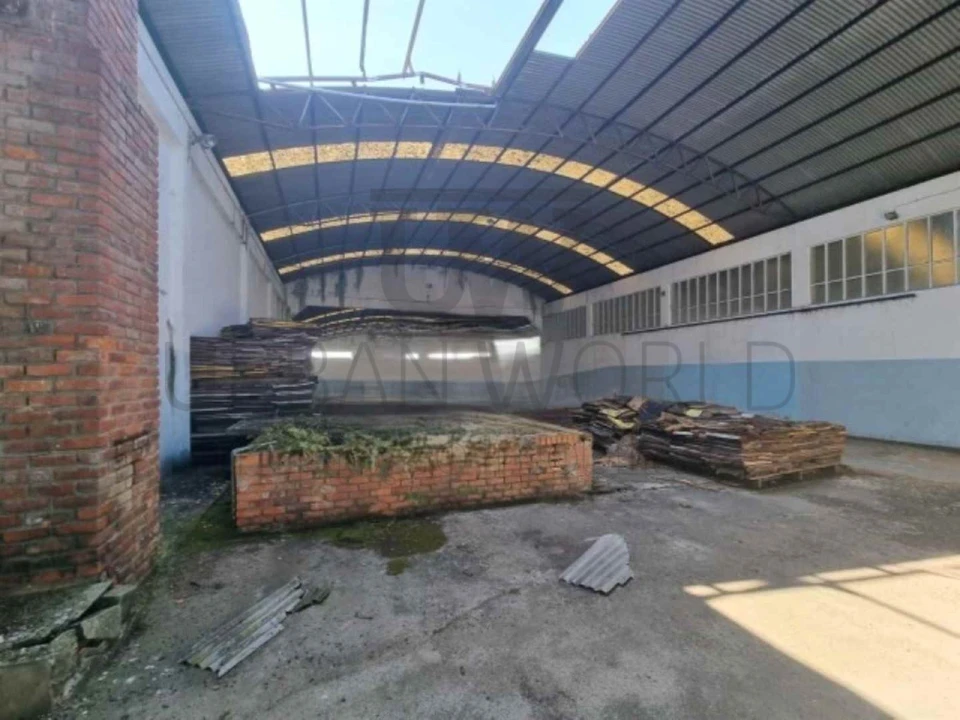 Armazém para Venda em Santa Maria de Lamas Foto 5