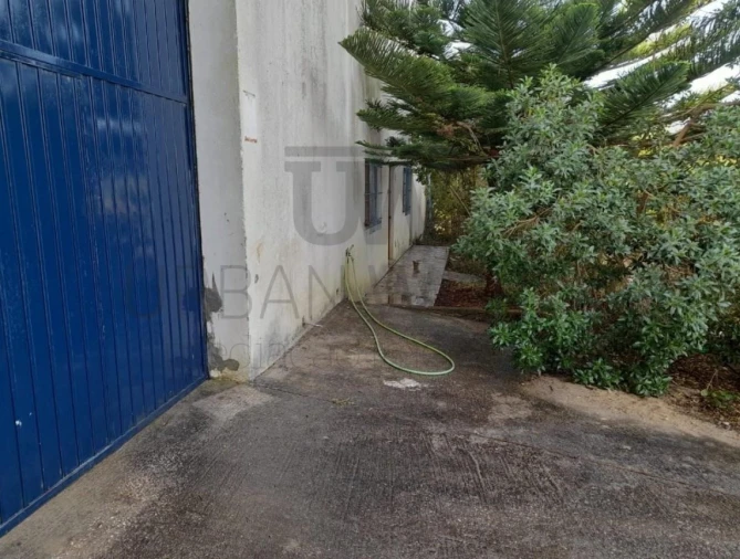 Armazém para Venda em Amiais de Baixo Foto 4