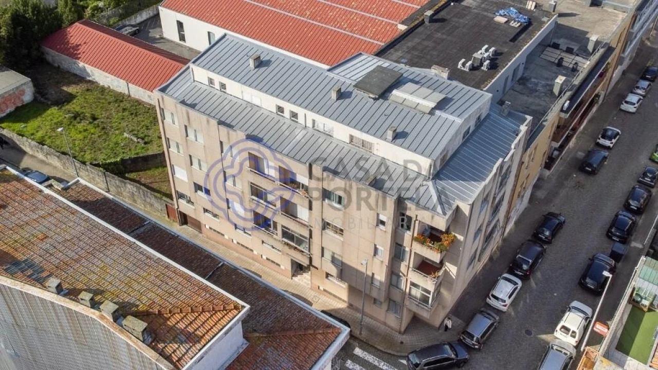 Apartamento T2 para Venda em Paranhos Foto 17