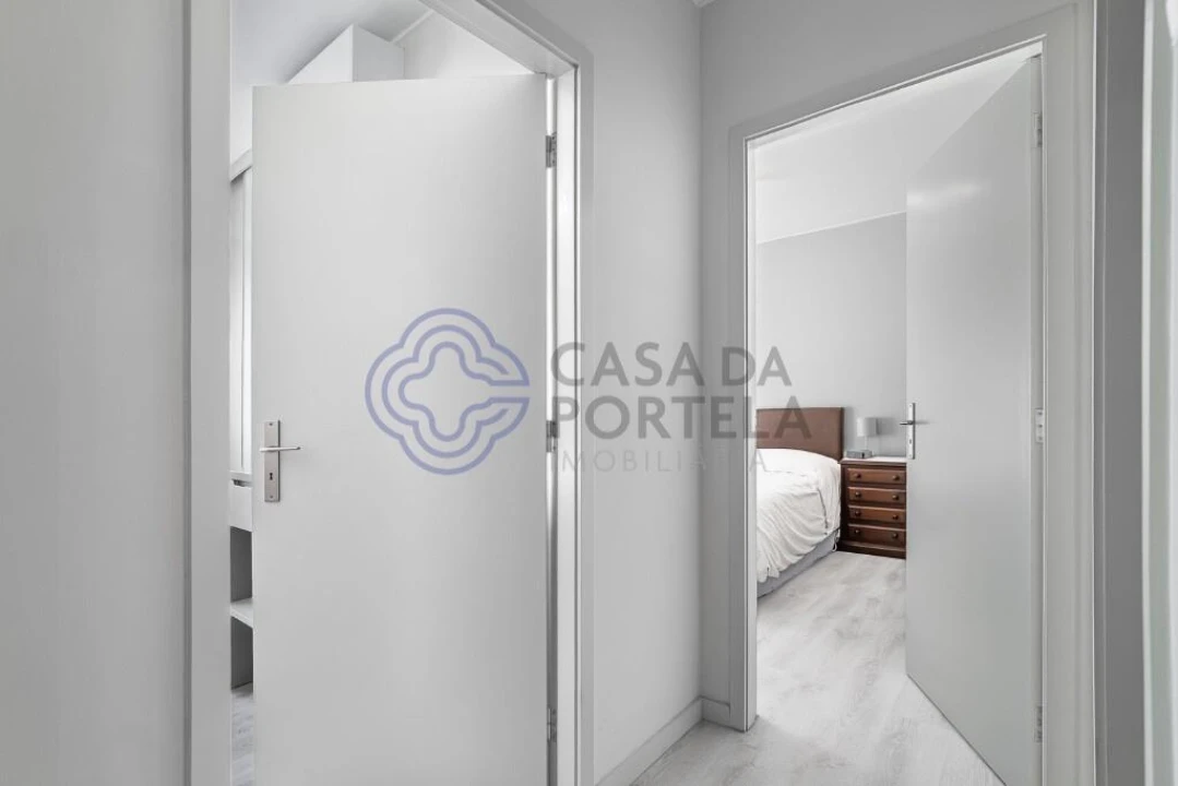 Apartamento T2 para Venda em Paranhos Foto 9