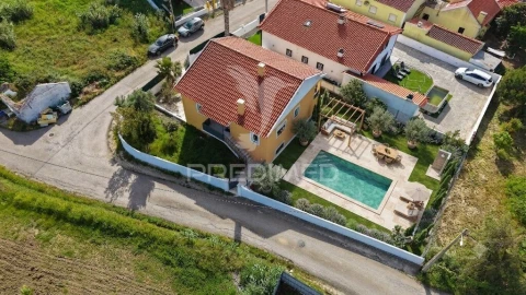 Moradia T2 para Venda em Arruda dos Vinhos
