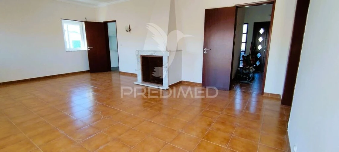 Moradia T2 para Venda em Arruda dos Vinhos Foto 7