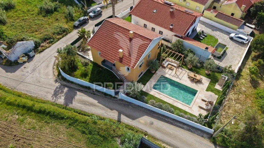 Moradia T2 para Venda em Arruda dos Vinhos
