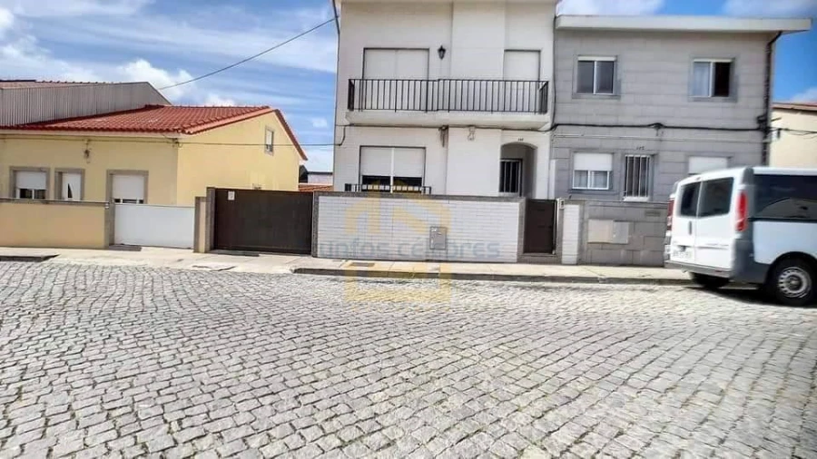 Moradia T7 para Venda em Vila do Conde Foto 1