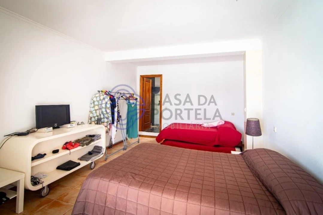 Moradia T7 para Venda em Gondarem Foto 23