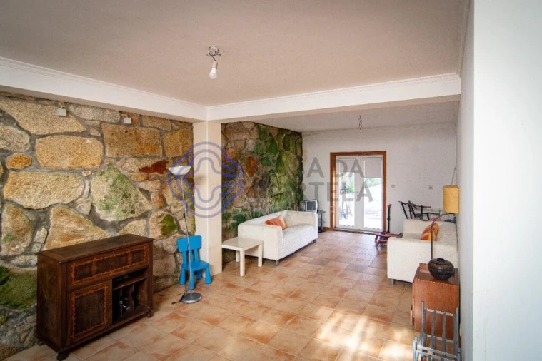 Moradia T7 para Venda em Gondarem Foto 30