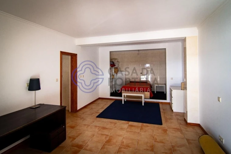 Moradia T7 para Venda em Gondarem Foto 26