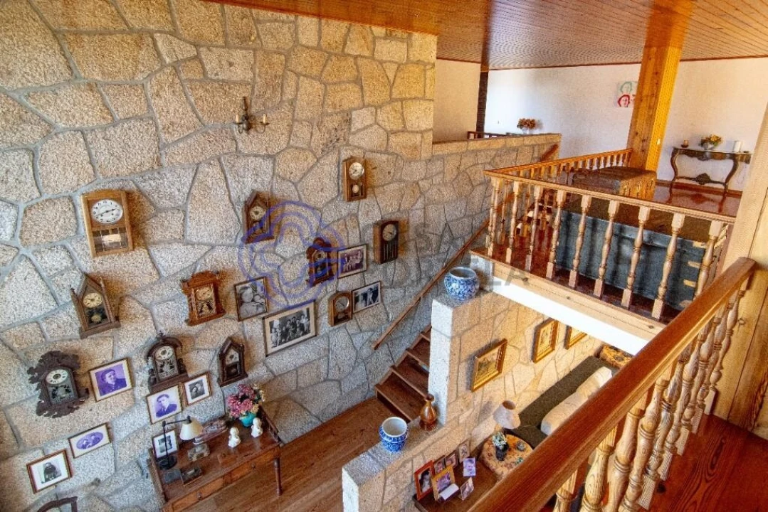 Moradia T7 para Venda em Gondarem Foto 42