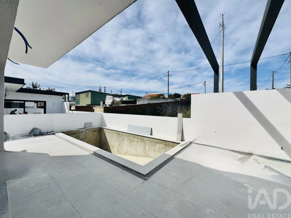 Moradia para Venda em Fernao Ferro Foto 1