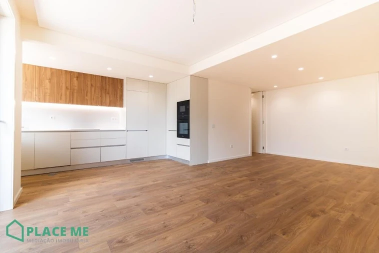 Apartamento T2 para Arrendamento em Azurem Foto 3