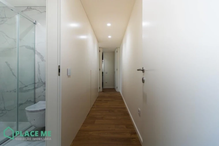 Apartamento T2 para Arrendamento em Azurem Foto 6